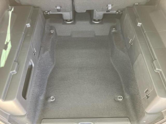 フリード eHEVクロスター 両側電動スライドドア/シートヒーター/車線逸脱防止支援システム/ヘッドランプ LED/EBD付ABS/横滑り防止装置/アイドリングストップ/クルーズコントロール/ルーフレール/エアバッグ 運転席(27枚目)