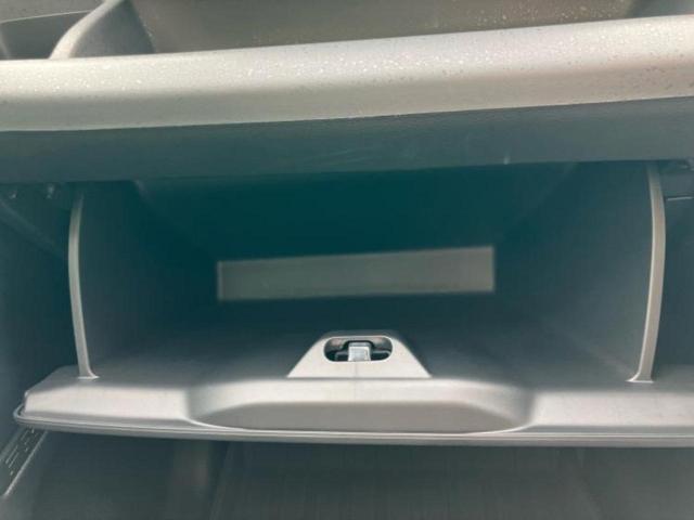 フリード eHEVクロスター 両側電動スライドドア/シートヒーター/車線逸脱防止支援システム/ヘッドランプ LED/EBD付ABS/横滑り防止装置/アイドリングストップ/クルーズコントロール/ルーフレール/エアバッグ 運転席(48枚目)