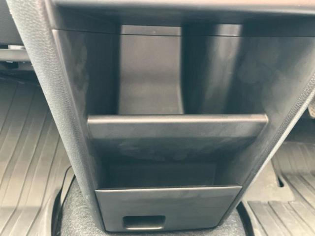 フリード eHEVクロスター 両側電動スライドドア/シートヒーター/車線逸脱防止支援システム/ヘッドランプ LED/EBD付ABS/横滑り防止装置/アイドリングストップ/クルーズコントロール/ルーフレール/エアバッグ 運転席(49枚目)