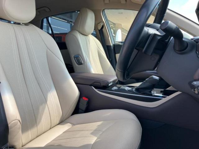 クラウンハイブリッド S Cパッケージ 純正エアロ/保証書/純正 8インチ SDナビ/衝突安全装置/シートヒーター/車線逸脱防止支援システム/シート フルレザー/ヘッドランプ LED/Bluetooth接続/ETC2.0/EBD付ABS(4枚目)