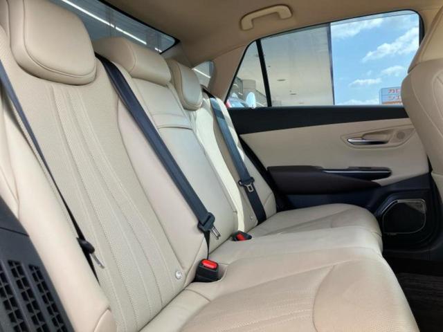 クラウンハイブリッド S Cパッケージ 純正エアロ/保証書/純正 8インチ SDナビ/衝突安全装置/シートヒーター/車線逸脱防止支援システム/シート フルレザー/ヘッドランプ LED/Bluetooth接続/ETC2.0/EBD付ABS(5枚目)