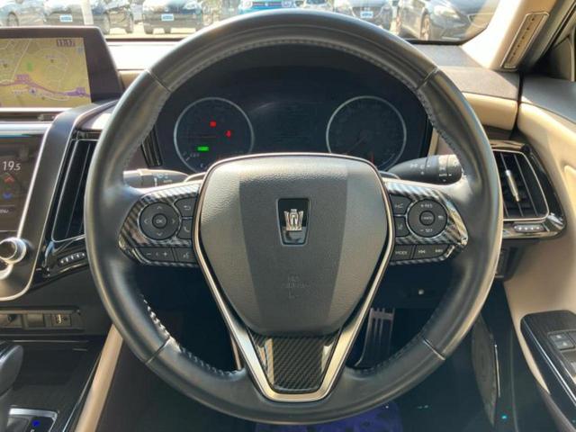 クラウンハイブリッド S Cパッケージ 純正エアロ/保証書/純正 8インチ SDナビ/衝突安全装置/シートヒーター/車線逸脱防止支援システム/シート フルレザー/ヘッドランプ LED/Bluetooth接続/ETC2.0/EBD付ABS(14枚目)