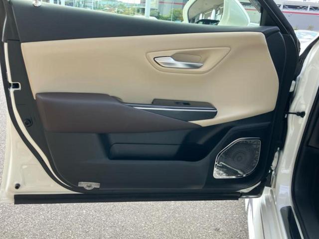 クラウンハイブリッド S Cパッケージ 純正エアロ/保証書/純正 8インチ SDナビ/衝突安全装置/シートヒーター/車線逸脱防止支援システム/シート フルレザー/ヘッドランプ LED/Bluetooth接続/ETC2.0/EBD付ABS(22枚目)