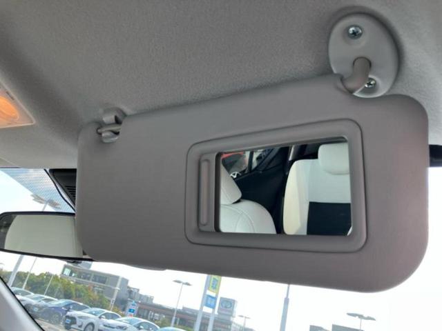 アクア Gソフトレザーセレクション 新品タイヤ/純正 9インチ SDナビ/衝突安全装置/シートヒーター 前席/車線逸脱防止支援システム/シート 合皮/ドライブレコーダー 社外/ヘッドランプ LED/Bluetooth接続/ETC(42枚目)