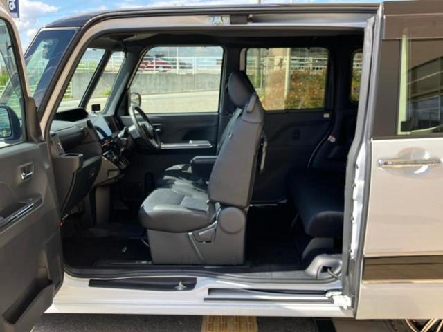 タント カスタムＲＳ　新品タイヤ／保証書／純正　１０インチ　ナビ／スマートアシスト（トヨタ・ダイハツ）／両側電動スライドドア／シートヒーター　前席／パノラマモニター／車線逸脱防止支援システム／シート　ハーフレザー　ターボ（54枚目）