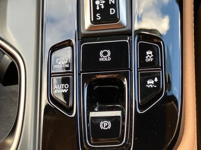 NX 4WD NX450hプラスFスポーツ パノラマルーフ/保証書/ディスプレイオーディオ+ナビ14インチ/デジタルインナーミラー/衝突安全装置/シートヒーター/パノラミックビューモニター/車線逸脱防止支援システム/シート フルレザー 革シート(33枚目)