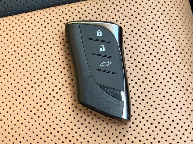 NX 4WD NX450hプラスFスポーツ パノラマルーフ/保証書/ディスプレイオーディオ+ナビ14インチ/デジタルインナーミラー/衝突安全装置/シートヒーター/パノラミックビューモニター/車線逸脱防止支援システム/シート フルレザー 革シート(39枚目)