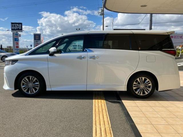 アルファードハイブリッド ハイブリッドZ 新品タイヤ/サンルーフ/保証書/純正 SDナビ/フリップダウンモニター/デジタルインナーミラー/衝突安全装置/両側電動スライドドア/シートヒーター/全方位モニター/車線逸脱防止支援システム 革シート(2枚目)