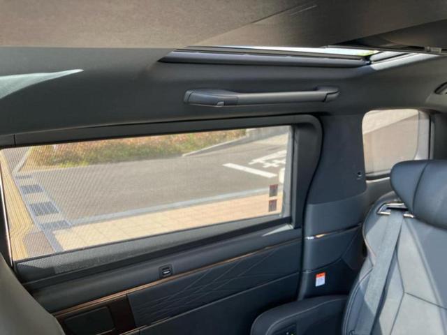 アルファードハイブリッド ハイブリッドZ 新品タイヤ/サンルーフ/保証書/純正 SDナビ/フリップダウンモニター/デジタルインナーミラー/衝突安全装置/両側電動スライドドア/シートヒーター/全方位モニター/車線逸脱防止支援システム 革シート(46枚目)