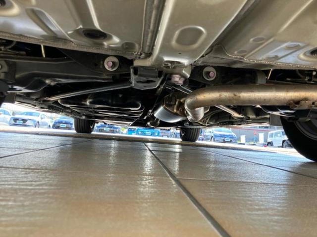 アルファードハイブリッド ハイブリッドZ 新品タイヤ/サンルーフ/保証書/純正 SDナビ/フリップダウンモニター/デジタルインナーミラー/衝突安全装置/両側電動スライドドア/シートヒーター/全方位モニター/車線逸脱防止支援システム 革シート(60枚目)