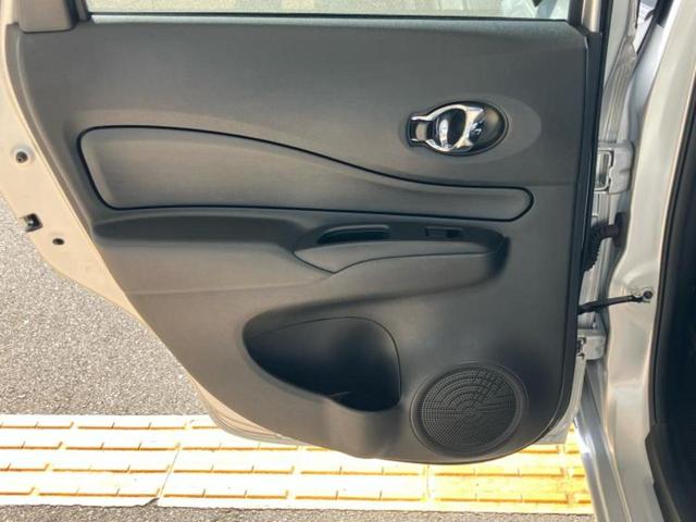ノート ｅパワーＢ　衝突安全装置／車線逸脱防止支援システム／ＥＢＤ付ＡＢＳ／横滑り防止装置／アイドリングストップ／エアバッグ　運転席／エアバッグ　助手席／アルミホイール／パワーウインドウ／キーレスエントリー　盗難防止装置（24枚目）