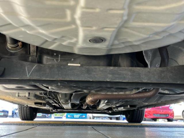 ノート ｅパワーＢ　衝突安全装置／車線逸脱防止支援システム／ＥＢＤ付ＡＢＳ／横滑り防止装置／アイドリングストップ／エアバッグ　運転席／エアバッグ　助手席／アルミホイール／パワーウインドウ／キーレスエントリー　盗難防止装置（51枚目）