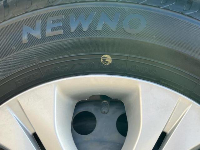 ノート ｅパワーＢ　衝突安全装置／車線逸脱防止支援システム／ＥＢＤ付ＡＢＳ／横滑り防止装置／アイドリングストップ／エアバッグ　運転席／エアバッグ　助手席／アルミホイール／パワーウインドウ／キーレスエントリー　盗難防止装置（56枚目）