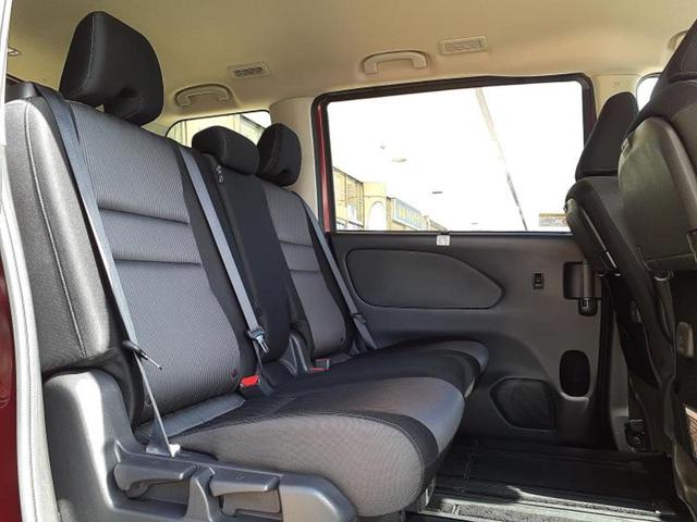 セレナ ハイウェイスターV 新品タイヤ/保証書/純正 SDナビ/インテリジェントルームミラー/衝突安全装置/両側電動スライドドア/車線逸脱防止支援システム/ヘッドランプ LED/ETC/EBD付ABS/横滑り防止装置 記録簿(5枚目)