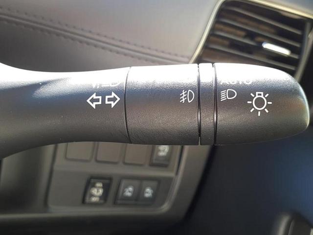 セレナ ハイウェイスターV 新品タイヤ/保証書/純正 SDナビ/インテリジェントルームミラー/衝突安全装置/両側電動スライドドア/車線逸脱防止支援システム/ヘッドランプ LED/ETC/EBD付ABS/横滑り防止装置 記録簿(16枚目)