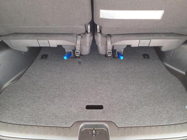 セレナ ハイウェイスターV 新品タイヤ/保証書/純正 SDナビ/インテリジェントルームミラー/衝突安全装置/両側電動スライドドア/車線逸脱防止支援システム/ヘッドランプ LED/ETC/EBD付ABS/横滑り防止装置 記録簿(26枚目)