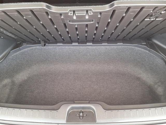 セレナ ハイウェイスターV 新品タイヤ/保証書/純正 SDナビ/インテリジェントルームミラー/衝突安全装置/両側電動スライドドア/車線逸脱防止支援システム/ヘッドランプ LED/ETC/EBD付ABS/横滑り防止装置 記録簿(28枚目)