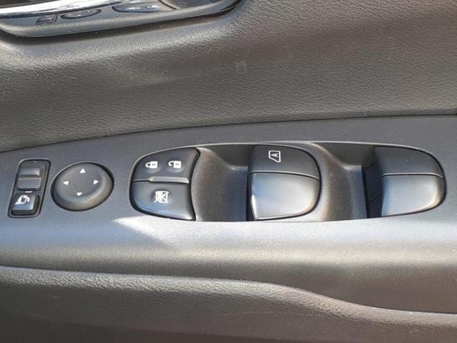 セレナ ハイウェイスターV 新品タイヤ/保証書/純正 SDナビ/インテリジェントルームミラー/衝突安全装置/両側電動スライドドア/車線逸脱防止支援システム/ヘッドランプ LED/ETC/EBD付ABS/横滑り防止装置 記録簿(32枚目)