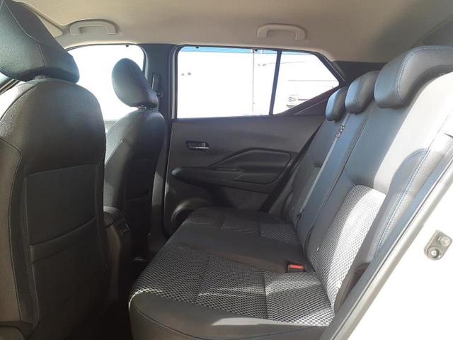 キックス Ｘ　保証書／純正　９インチ　ＳＤナビ／インテリジェントルームミラー／衝突安全装置／アラウンドビューモニター／車線逸脱防止支援システム／シート　ハーフレザー／プロパイロット／ドライブレコーダー　前後　ＥＴＣ（8枚目）