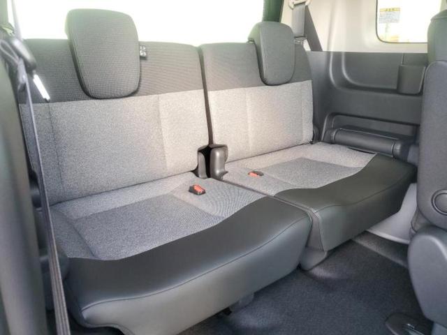 フリード ｅＨＥＶエアーＥＸ　保証書／純正　９インチ　ナビ／ホンダセンシング／両側電動スライドドア／シートヒーター　前席／車線逸脱防止支援システム／登録済未使用車／ヘッドランプ　ＬＥＤ／Ｂｌｕｅｔｏｏｔｈ接続／ＥＢＤ付ＡＢＳ（6枚目）