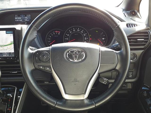 ヴォクシー ＺＳキラメキ２　新品タイヤ／保証書／社外　９インチ　ＳＤナビ／フリップダウンモニター　社外　１２．８インチ／デジタルインナーミラー／衝突安全装置／両側電動スライドドア／車線逸脱防止支援システム　衝突被害軽減システム（15枚目）