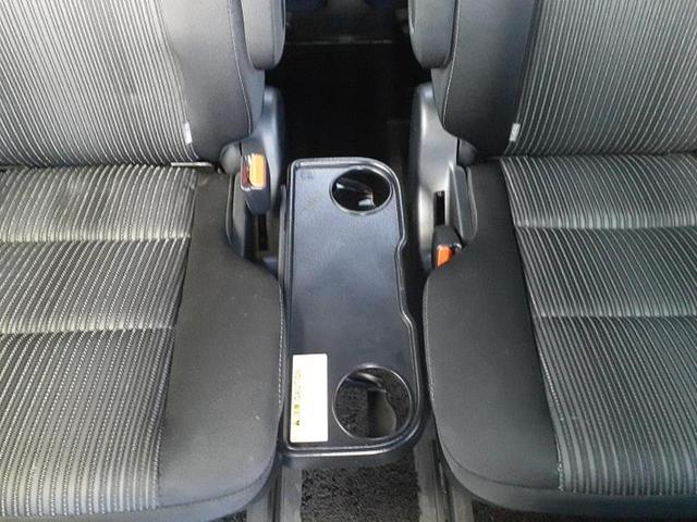 ヴォクシー ＺＳキラメキ２　新品タイヤ／保証書／社外　９インチ　ＳＤナビ／フリップダウンモニター　社外　１２．８インチ／デジタルインナーミラー／衝突安全装置／両側電動スライドドア／車線逸脱防止支援システム　衝突被害軽減システム（37枚目）