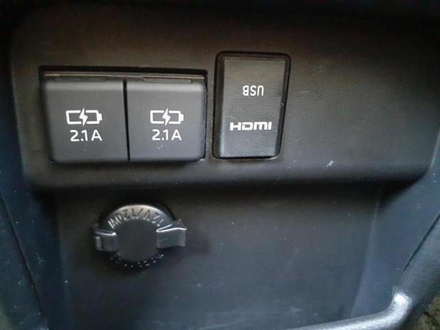 ヴォクシー ＺＳキラメキ２　新品タイヤ／保証書／社外　９インチ　ＳＤナビ／フリップダウンモニター　社外　１２．８インチ／デジタルインナーミラー／衝突安全装置／両側電動スライドドア／車線逸脱防止支援システム　衝突被害軽減システム（42枚目）