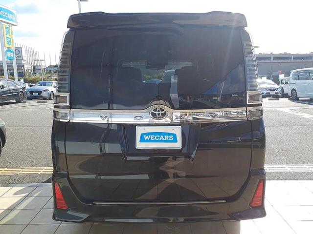 ヴォクシー ＺＳキラメキ２　新品タイヤ／保証書／社外　９インチ　ＳＤナビ／フリップダウンモニター　社外　１２．８インチ／デジタルインナーミラー／衝突安全装置／両側電動スライドドア／車線逸脱防止支援システム　衝突被害軽減システム（58枚目）