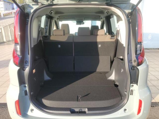 シエンタ Ｇ　ディスプレイオーディオ＋ナビ１０インチ／衝突安全装置／両側電動スライドドア／車線逸脱防止支援システム／ヘッドランプ　ＬＥＤ／ＥＴＣ／ＥＢＤ付ＡＢＳ／横滑り防止装置／クルーズコントロール　バックカメラ（19枚目）