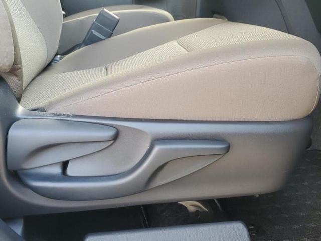 シエンタ Ｇ　ディスプレイオーディオ＋ナビ１０インチ／衝突安全装置／両側電動スライドドア／車線逸脱防止支援システム／ヘッドランプ　ＬＥＤ／ＥＴＣ／ＥＢＤ付ＡＢＳ／横滑り防止装置／クルーズコントロール　バックカメラ（44枚目）