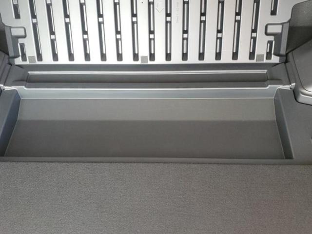 シエンタ Ｇ　ディスプレイオーディオ＋ナビ１０インチ／衝突安全装置／両側電動スライドドア／車線逸脱防止支援システム／ヘッドランプ　ＬＥＤ／ＥＴＣ／ＥＢＤ付ＡＢＳ／横滑り防止装置／クルーズコントロール　バックカメラ（49枚目）