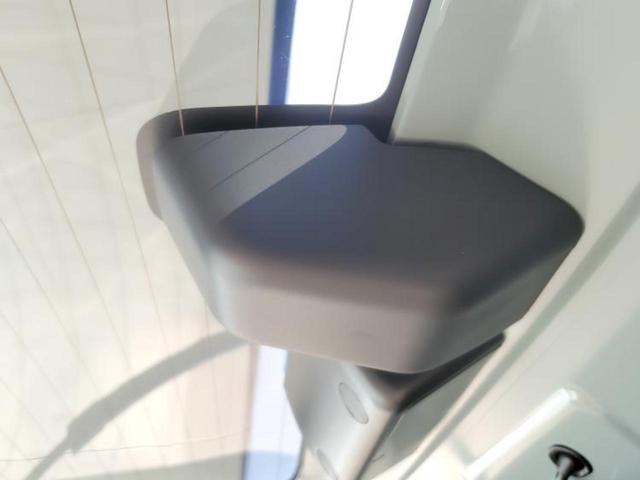 シエンタ Ｇ　ディスプレイオーディオ＋ナビ１０インチ／衝突安全装置／両側電動スライドドア／車線逸脱防止支援システム／ヘッドランプ　ＬＥＤ／ＥＴＣ／ＥＢＤ付ＡＢＳ／横滑り防止装置／クルーズコントロール　バックカメラ（50枚目）