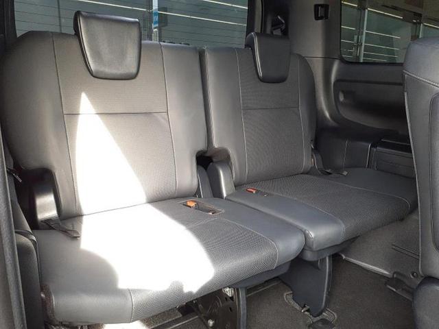 エスクァイア Gi 新品タイヤ/社外 11インチ SDナビ/フリップダウンモニター 社外 12.8インチ/トヨタセーフティセンス/両側電動スライドドア/シートヒーター/車線逸脱防止支援システム/シート 合皮 バックカメラ(6枚目)