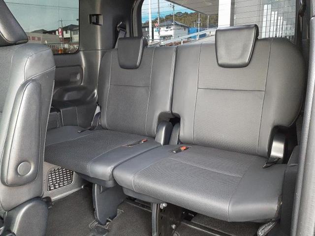 エスクァイア Gi 新品タイヤ/社外 11インチ SDナビ/フリップダウンモニター 社外 12.8インチ/トヨタセーフティセンス/両側電動スライドドア/シートヒーター/車線逸脱防止支援システム/シート 合皮 バックカメラ(19枚目)