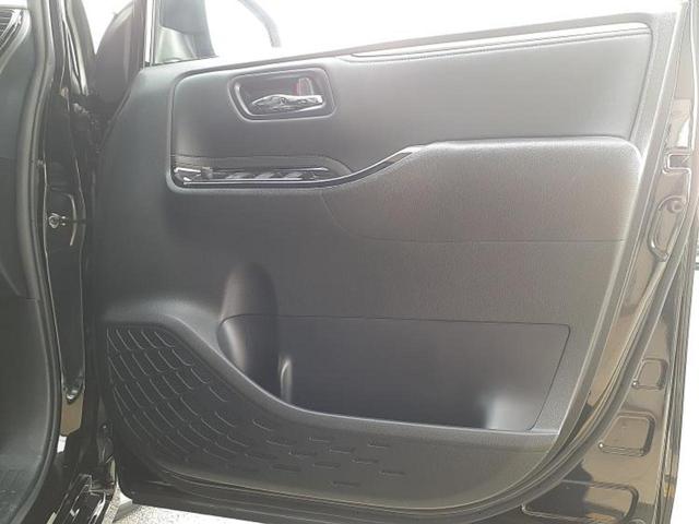 エスクァイア Gi 新品タイヤ/社外 11インチ SDナビ/フリップダウンモニター 社外 12.8インチ/トヨタセーフティセンス/両側電動スライドドア/シートヒーター/車線逸脱防止支援システム/シート 合皮 バックカメラ(22枚目)