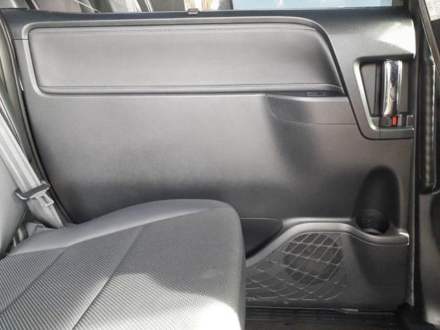 エスクァイア Gi 新品タイヤ/社外 11インチ SDナビ/フリップダウンモニター 社外 12.8インチ/トヨタセーフティセンス/両側電動スライドドア/シートヒーター/車線逸脱防止支援システム/シート 合皮 バックカメラ(25枚目)