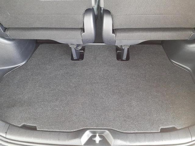 エスクァイア Gi 新品タイヤ/社外 11インチ SDナビ/フリップダウンモニター 社外 12.8インチ/トヨタセーフティセンス/両側電動スライドドア/シートヒーター/車線逸脱防止支援システム/シート 合皮 バックカメラ(26枚目)