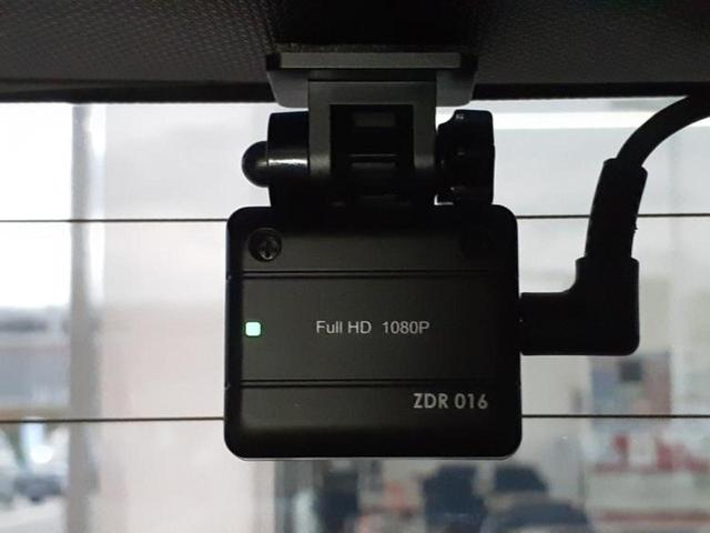 エスクァイア Gi 新品タイヤ/社外 11インチ SDナビ/フリップダウンモニター 社外 12.8インチ/トヨタセーフティセンス/両側電動スライドドア/シートヒーター/車線逸脱防止支援システム/シート 合皮 バックカメラ(40枚目)