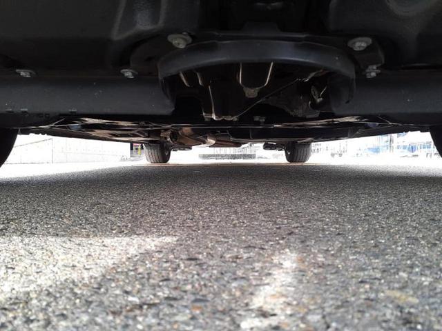 エスクァイア Gi 新品タイヤ/社外 11インチ SDナビ/フリップダウンモニター 社外 12.8インチ/トヨタセーフティセンス/両側電動スライドドア/シートヒーター/車線逸脱防止支援システム/シート 合皮 バックカメラ(60枚目)