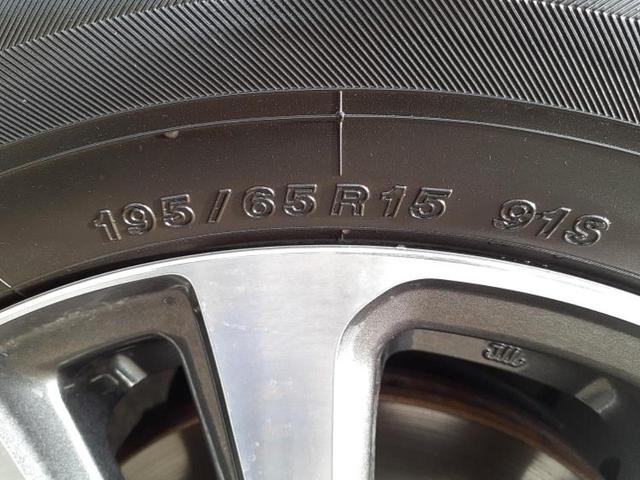 エスクァイア Gi 新品タイヤ/社外 11インチ SDナビ/フリップダウンモニター 社外 12.8インチ/トヨタセーフティセンス/両側電動スライドドア/シートヒーター/車線逸脱防止支援システム/シート 合皮 バックカメラ(64枚目)