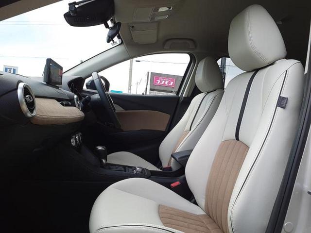 ＷＥＣＡＲＳでは各商談席に大型モニターをご用意しております！見やすい大画面でゆったりと全国の在庫をご覧いただけます！是非ご来店お待ちしております！