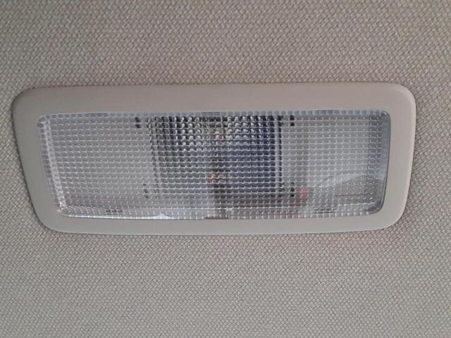 お車に合わせて無料保証以外にも、保証範囲、期間、距離を拡充させた有料保証もご用意しております！中古車の購入が初めてで不安・・・というお客様もご安心ください！