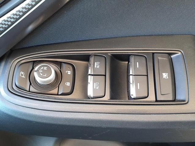 ＸＶ ４ＷＤ２．０ｅ－Ｓアイサイト　新品タイヤ／保証書／純正　ＳＤナビ／衝突安全装置／車線逸脱防止支援システム／ヘッドランプ　ＬＥＤ／ＥＴＣ／ＥＢＤ付ＡＢＳ／横滑り防止装置／アイドリングストップ／フルセグＴＶ／エアバッグ　運転席　４ＷＤ（30枚目）