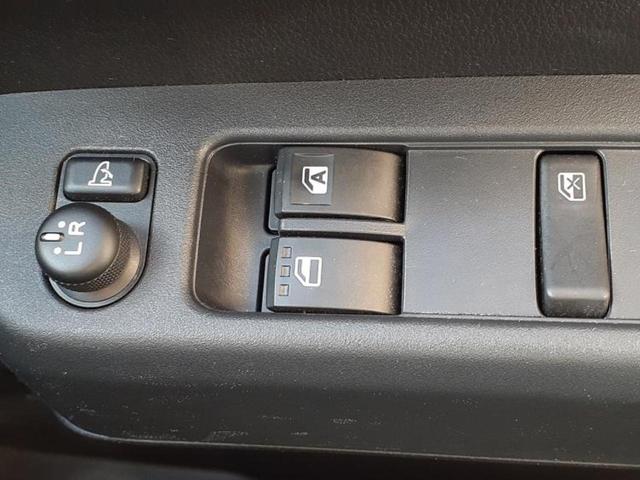 ピクシスバン クルーズターボ　新品タイヤ／保証書／純正　ＳＤナビ／デジタルインナーミラー／衝突安全装置／両側電動スライドドア／車線逸脱防止支援システム／ヘッドランプ　ＬＥＤ／ＥＴＣ／ＥＢＤ付ＡＢＳ／横滑り防止装置　ワンオーナー（30枚目）