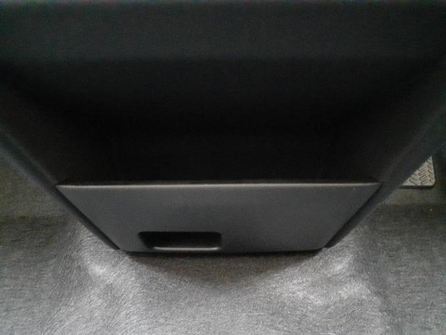 フリード ｅＨＥＶエアーＥＸ　保証書／純正　９インチ　メモリーナビ／ホンダセンシング／両側電動スライドドア／シートヒーター　前席／車線逸脱防止支援システム／パーキングアシスト　バックガイド／登録済未使用車　衝突被害軽減システム（38枚目）