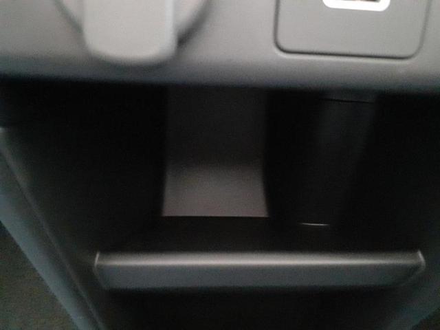 フリード ｅＨＥＶエアーＥＸ　保証書／純正　９インチ　メモリーナビ／ホンダセンシング／両側電動スライドドア／シートヒーター　前席／車線逸脱防止支援システム／パーキングアシスト　バックガイド／登録済未使用車　衝突被害軽減システム（39枚目）