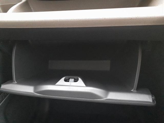 フリード ｅＨＥＶエアーＥＸ　保証書／純正　９インチ　メモリーナビ／ホンダセンシング／両側電動スライドドア／シートヒーター　前席／車線逸脱防止支援システム／パーキングアシスト　バックガイド／登録済未使用車　衝突被害軽減システム（41枚目）