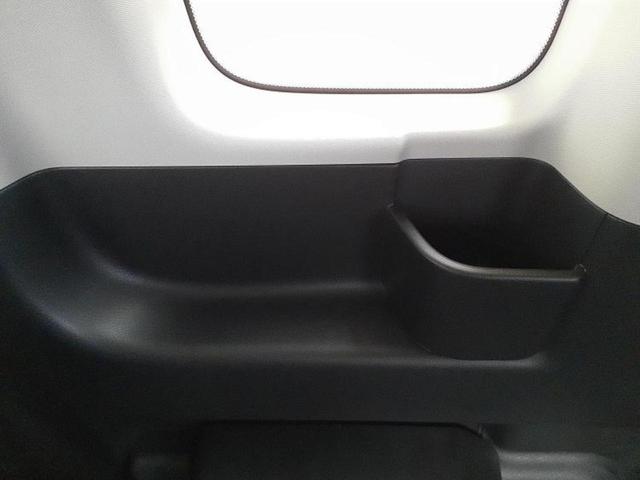 フリード ｅＨＥＶエアーＥＸ　保証書／純正　９インチ　メモリーナビ／ホンダセンシング／両側電動スライドドア／シートヒーター　前席／車線逸脱防止支援システム／パーキングアシスト　バックガイド／登録済未使用車　衝突被害軽減システム（54枚目）