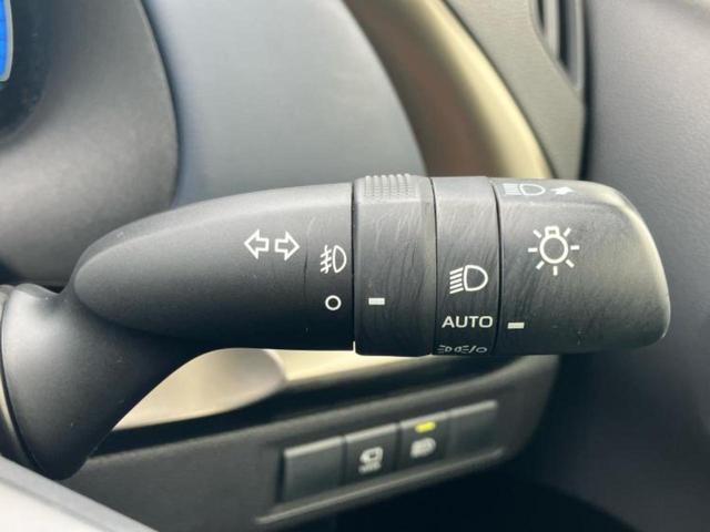 アクア Z 新品タイヤ/純正エアロ/保証書/ディスプレイオーディオ+ナビ10インチ/トヨタセーフティセンス/シートヒーター 前席/パノラミックビューモニター/車線逸脱防止支援システム/シート ハーフレザー(16枚目)