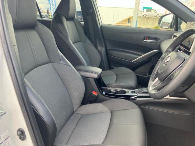 カローラクロス ハイブリッドＺ　純正エアロ／保証書／ディスプレイオーディオ＋ナビ１０．５インチ／トヨタセーフティセンス／シートヒーター　前席／パノラミックビューモニター／車線逸脱防止支援システム／シート　ハーフレザー　全周囲カメラ（4枚目）